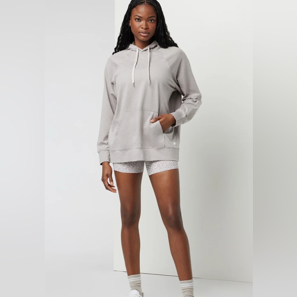 NWT Vuori Womens Halo Oversized Hoodie XS Soft Pewter Heather - Picture 2 of 7